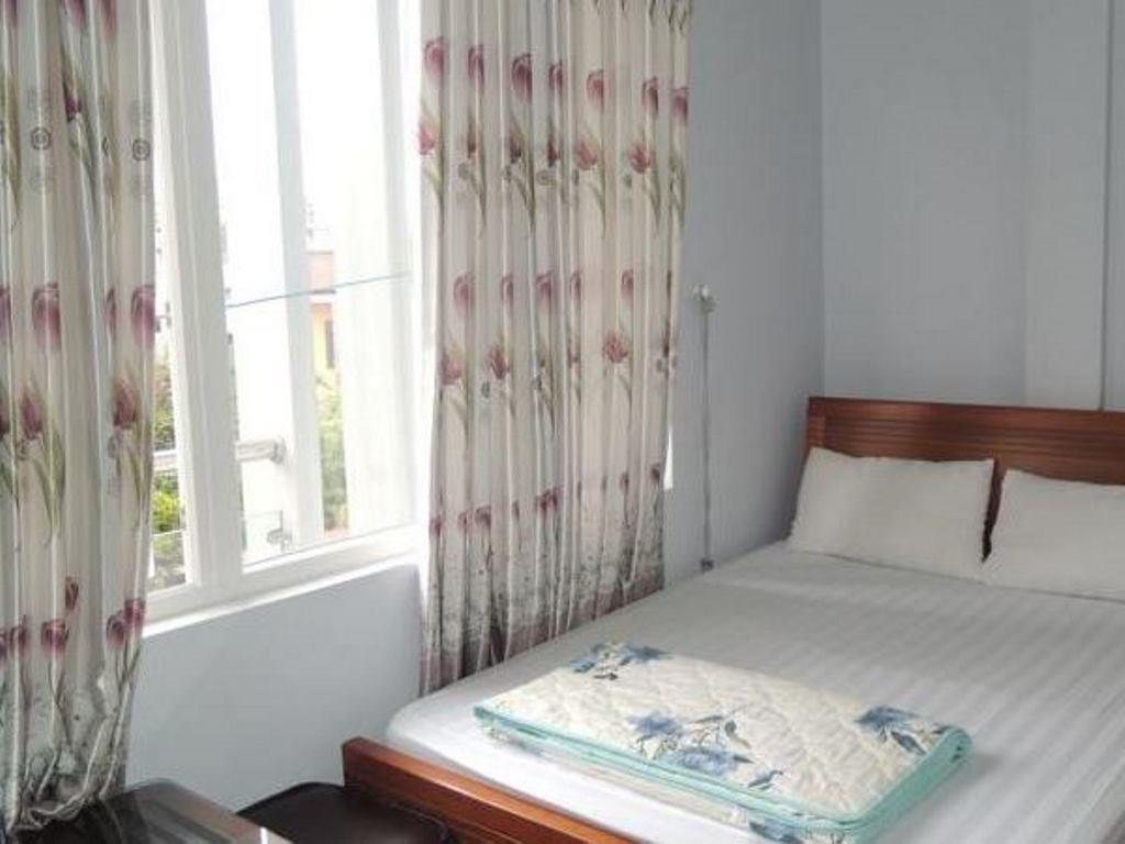 Hoang Anh Guest House Hue Buitenkant foto